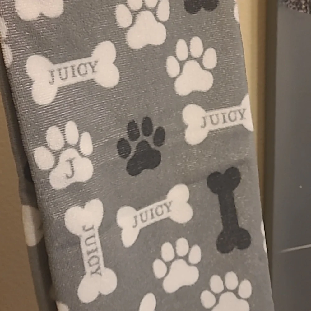 Juicy Couture soft pet